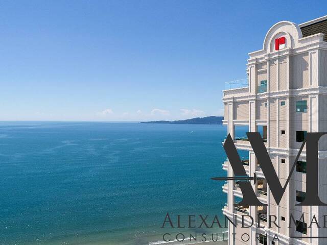 #151 - Apartamento para Venda em Itapema - SC