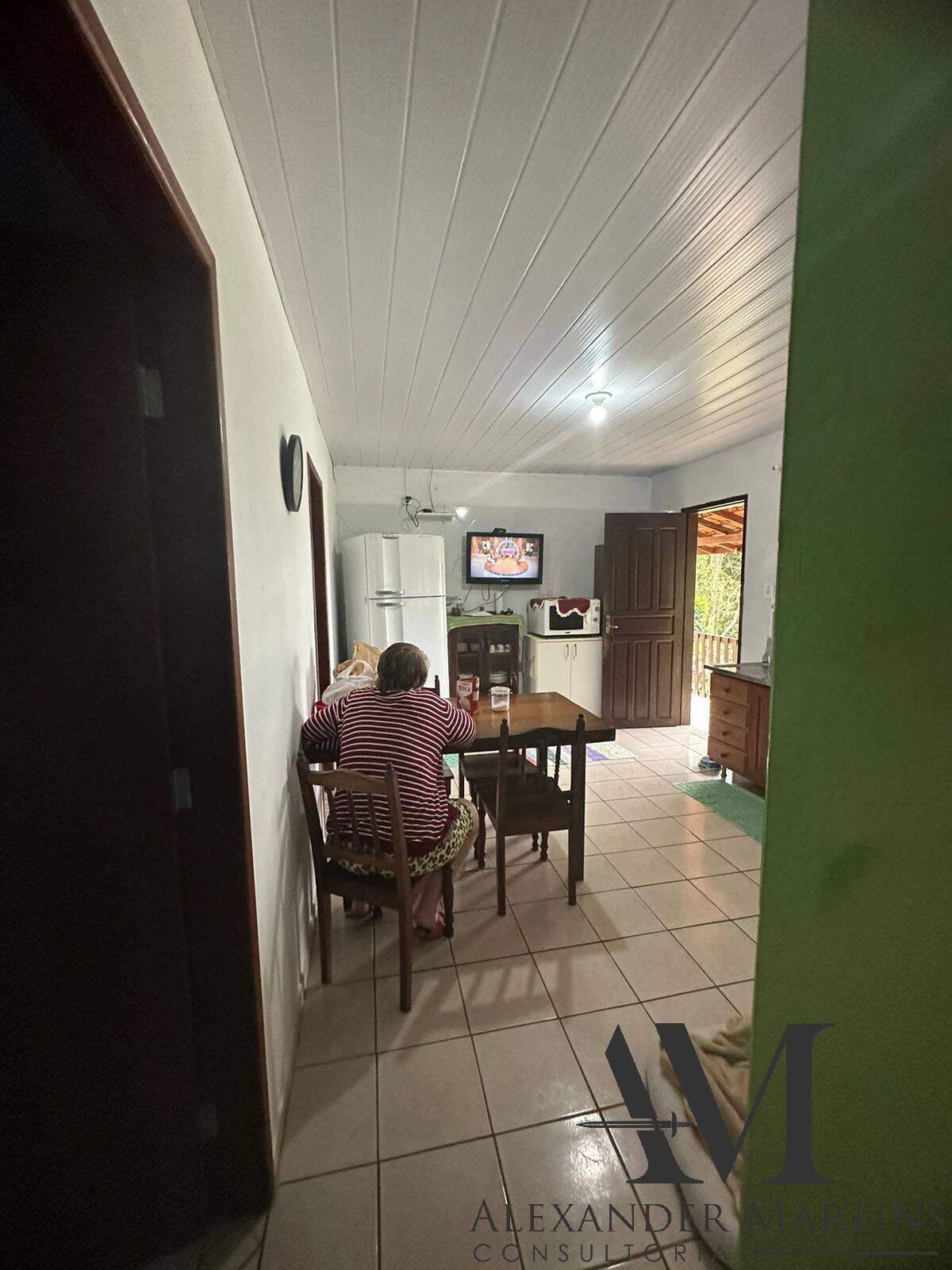 Casa à venda com 3 quartos, 110m² - Foto 8