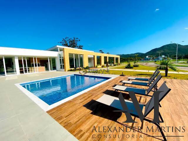 Terreno à venda, 400m² - Foto 1