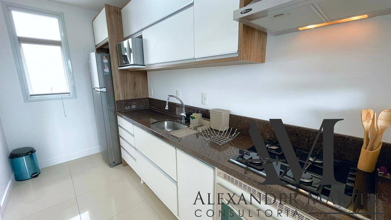 Apartamento à venda com 2 quartos, 75m² - Foto 7