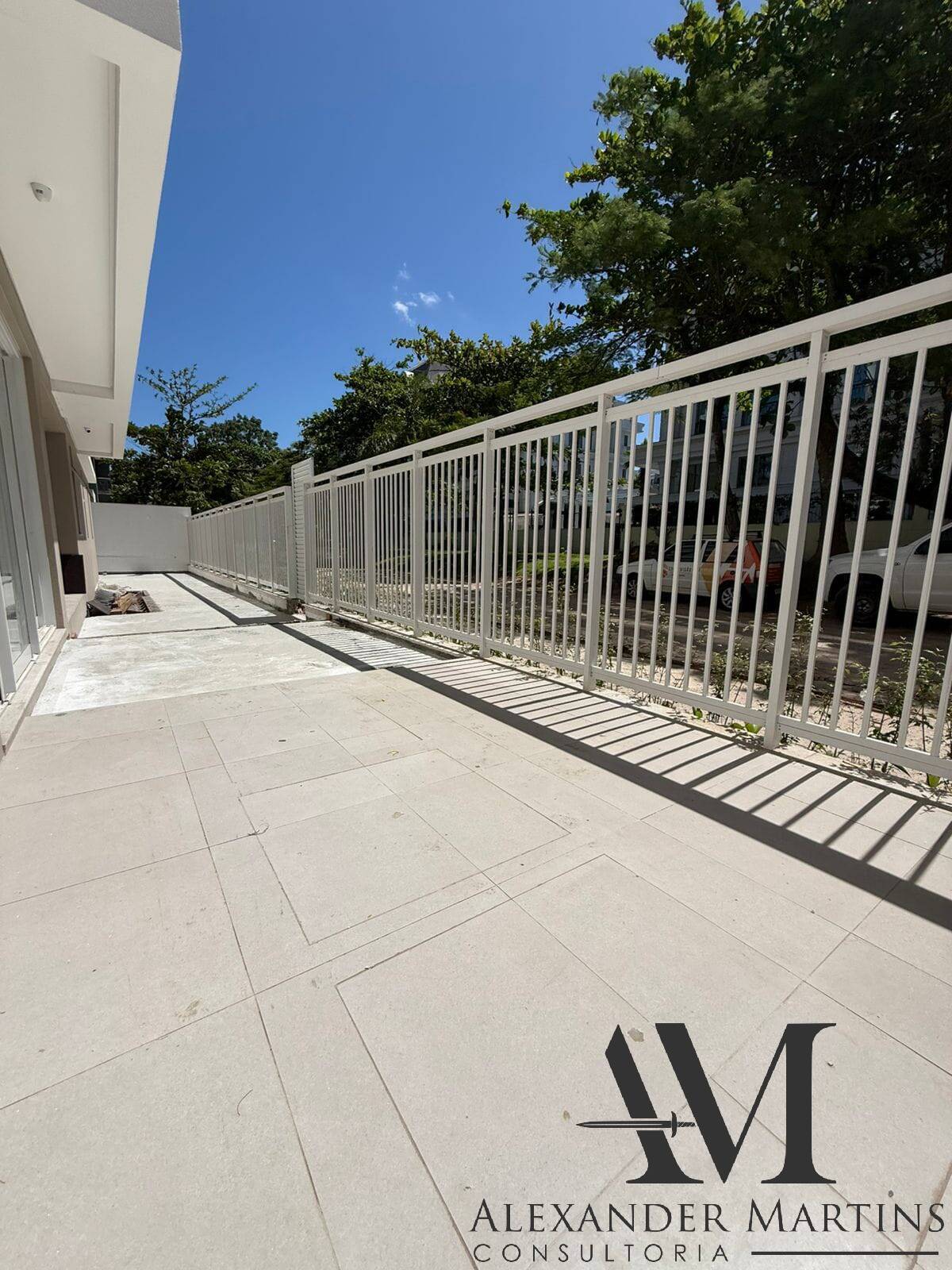 Apartamento à venda com 3 quartos, 124m² - Foto 1