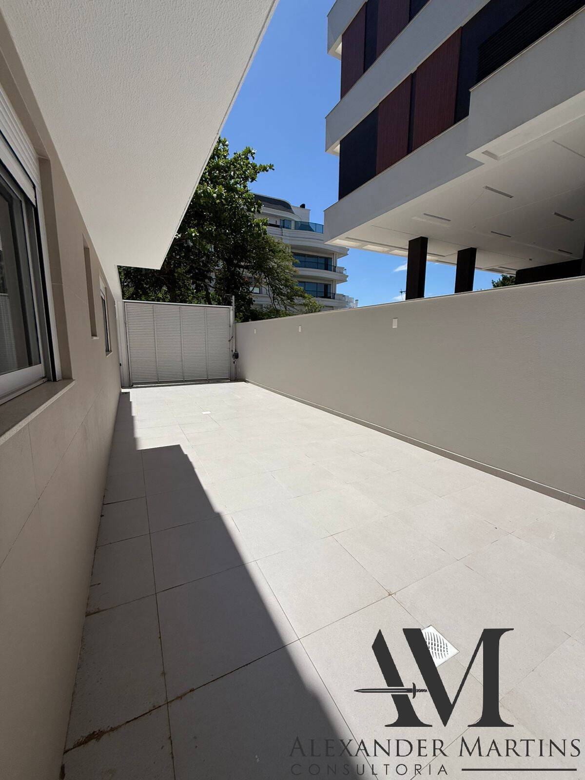 Apartamento à venda com 3 quartos, 124m² - Foto 13
